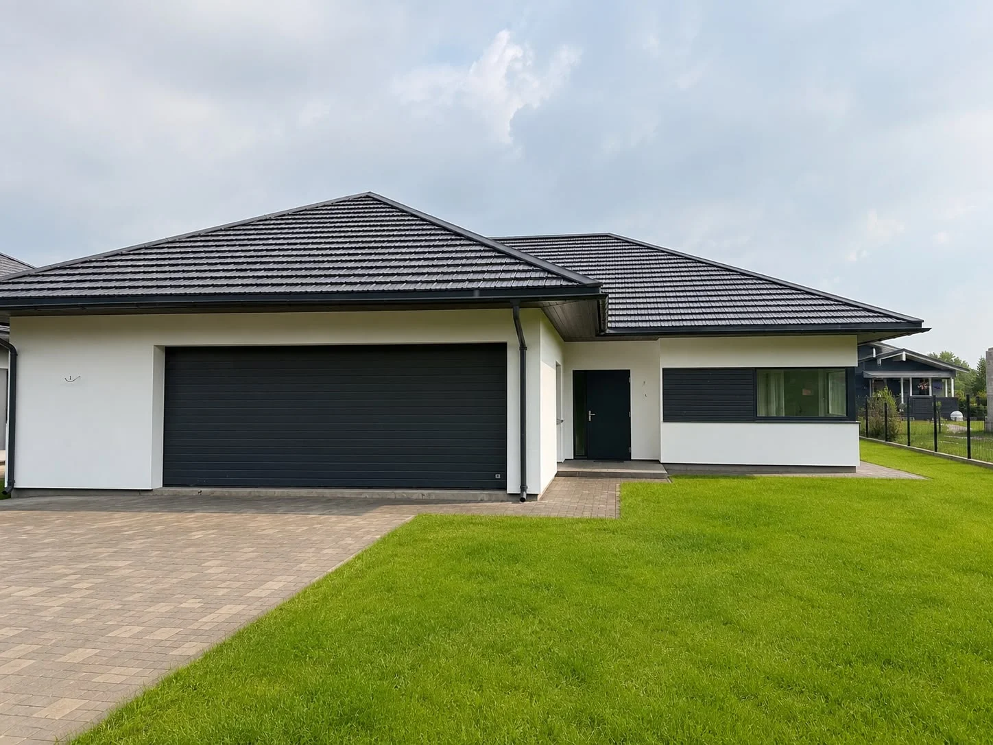 AMELY — Holzrahmenhaus mit drei Schlafzimmern und einer geräumigen Garage